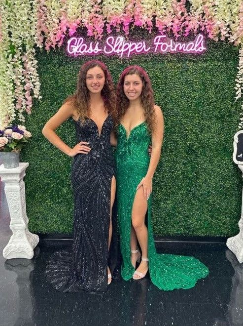 Ashley Lauren 11236 Long Fitted V Neck Slit Beaded Sequin Prom Dress Pageant Gown This strapless gown is sure to turn heads. The sweetheart neckline is complete with a modern floral sequin motif that continues down the bustier and skirt. The skirt is complete with a left leg slit.