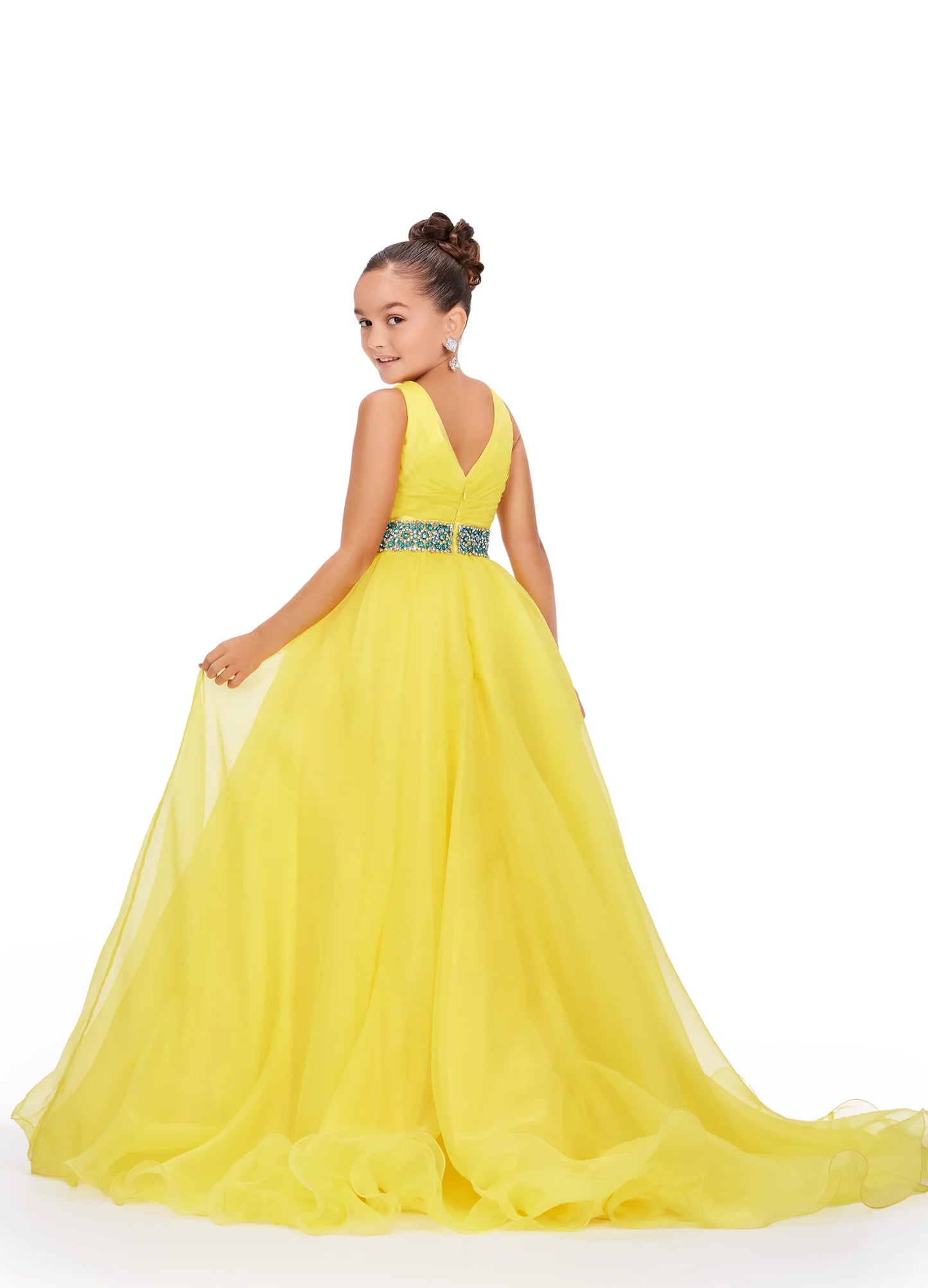 Expertly designed for young pageant contestants, the Ashley Lauren Kids 8249 dress combines a classic A-line silhouette with a modern V-neckline and sparkling crystal belt. Made from luxurious organza fabric, this dress is both elegant and comfortable, ensuring your child will look and feel their best on stage.