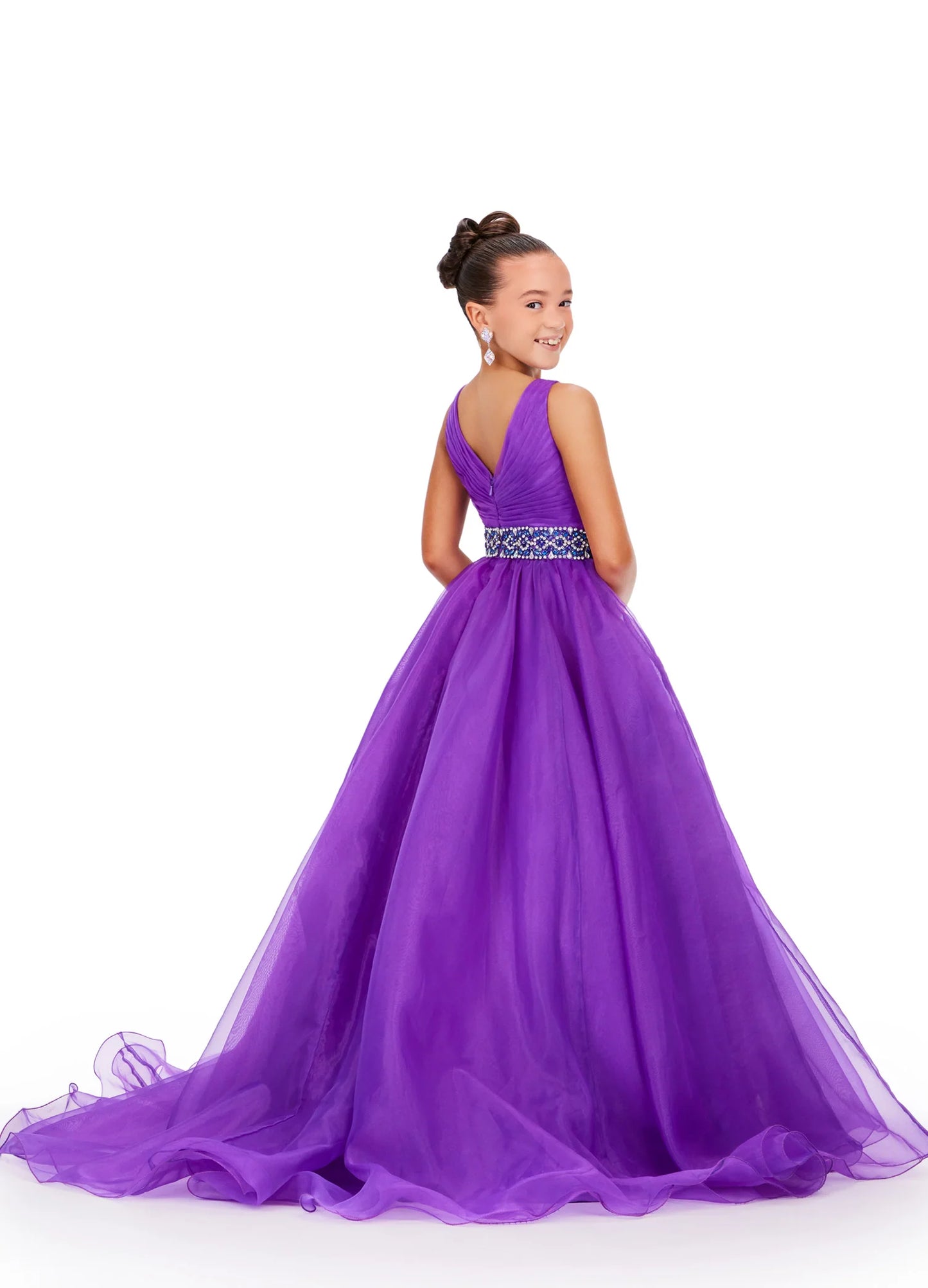 Expertly designed for young pageant contestants, the Ashley Lauren Kids 8249 dress combines a classic A-line silhouette with a modern V-neckline and sparkling crystal belt. Made from luxurious organza fabric, this dress is both elegant and comfortable, ensuring your child will look and feel their best on stage.