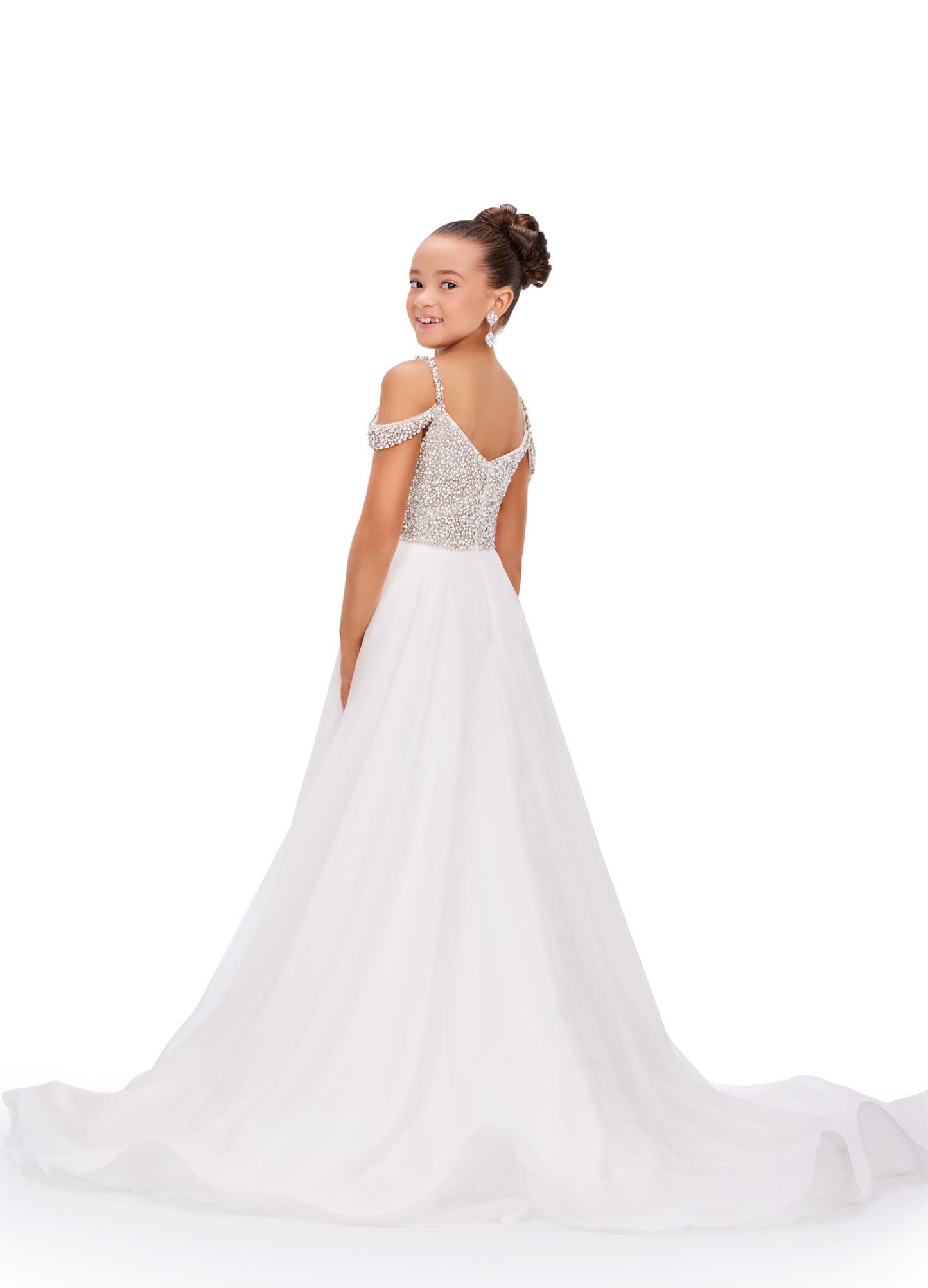 Ashley Lauren Kids 8220 Beaded Bustier A-Line Off The Shoulder Sweetheart Neckline Chiffon Gown. We are obsessed with this elegant gown! The fully beaded bodice features off shoulder straps and a fabulous, flowy chiffon skirt.